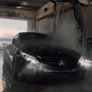 丰满少妇不让拔出来
